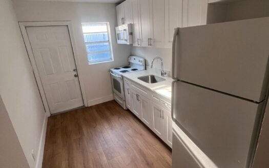 4145 SW 19th ST WEST PARK 33023